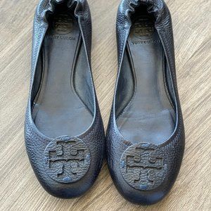 Authentic Tory Burch Navy Pebble Leather Flats